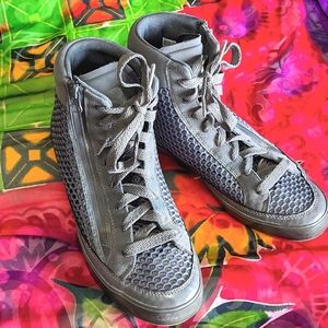 Stella McCartney Adidas high top size 7.5/39.5